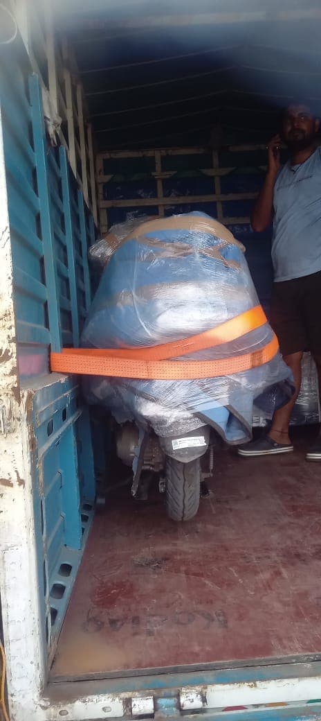 ShiftEro car and bike transportation