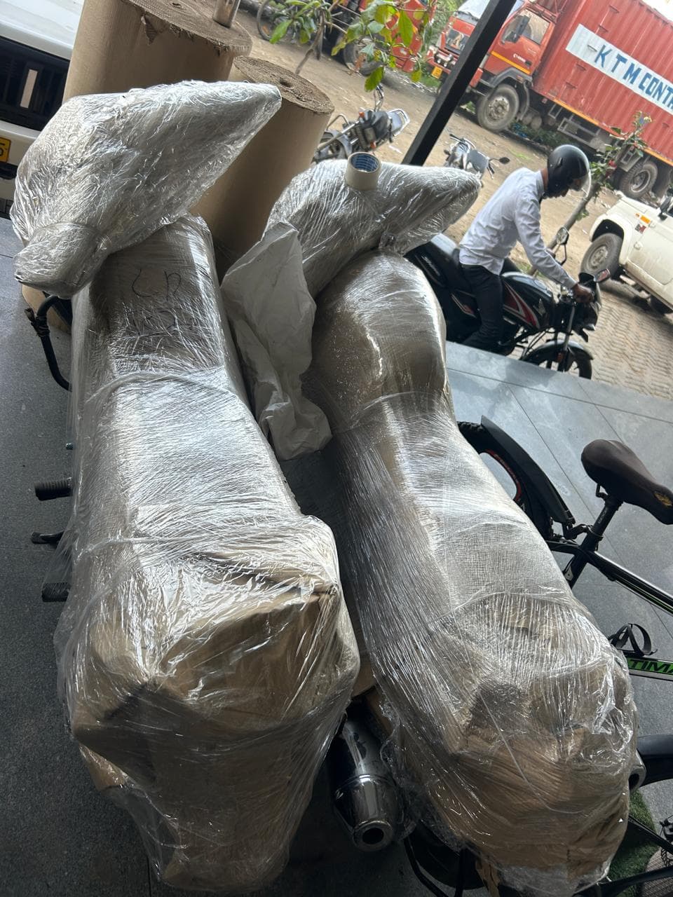 ShiftEro car and bike transportation